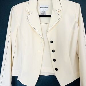 Blazer & Shell by DANNY & NICOLE, cream w black stitch. Sz 10p & also fits sz 8